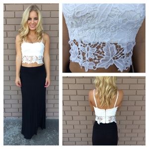 Dainty Hooligan White Lace Crop Top Size Small
